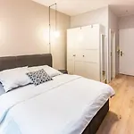Ground-Floor Studio In Pberg
